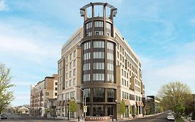 The Mc, Autograph Collection